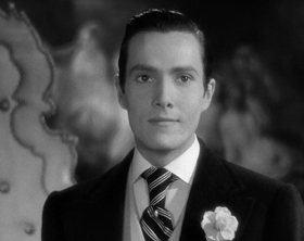 Hurd Hatfield portraying Dorian Gray in the 1945 film.